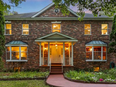 43W001 Empire Rd, St Charles, IL, 60175