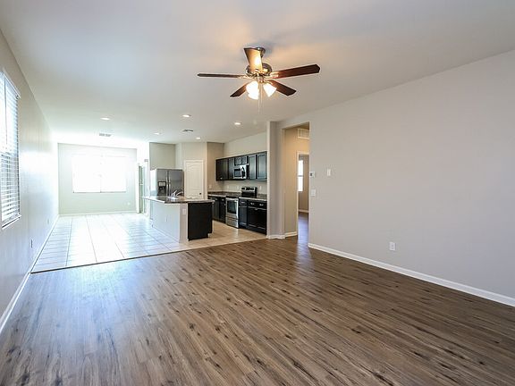 4th image of 4517 E Gagarinite Ln