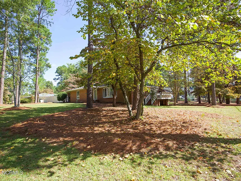 1000 Robinwood Rd — Photo 30