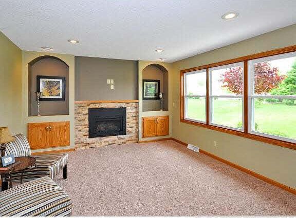 4th image of 9225 Barrington Terrace