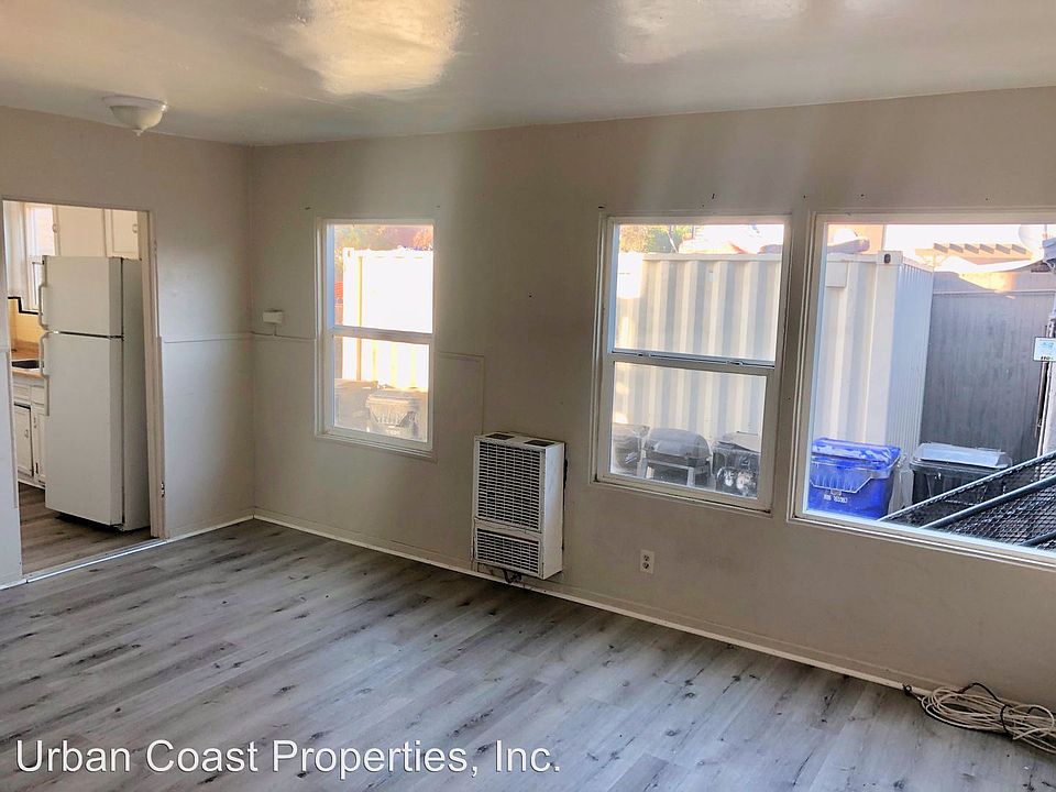 1st image of 514 32nd St APT A