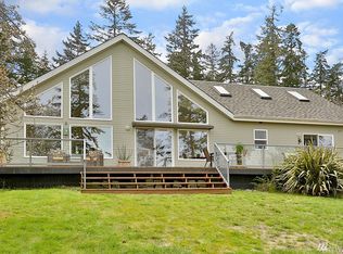 633 Race Rd, Coupeville, WA 98239