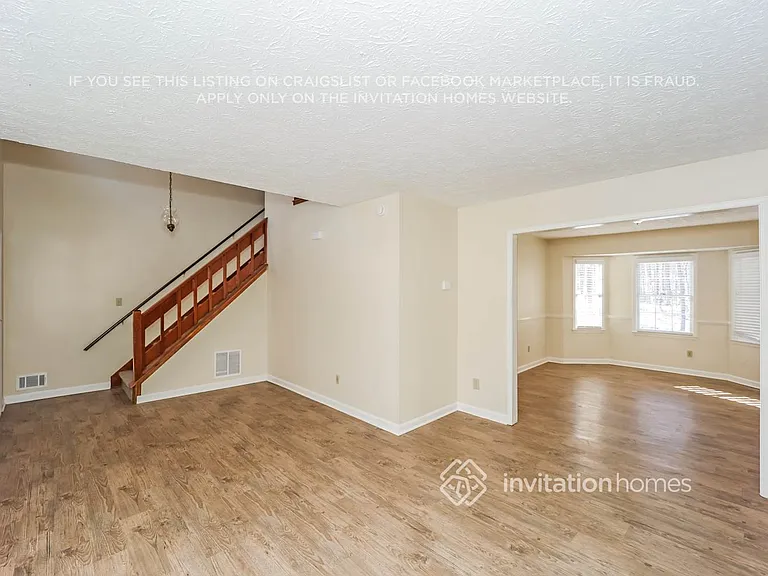 465 Benjamin Cir — Photo 2