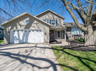 938 Anchorage Ct, Oshkosh, WI 54901