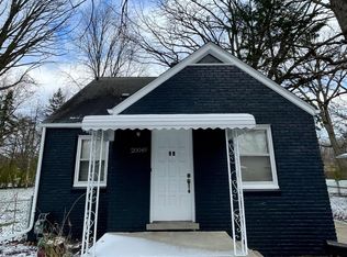 20049 Woodcrest St, Harper Woods, MI