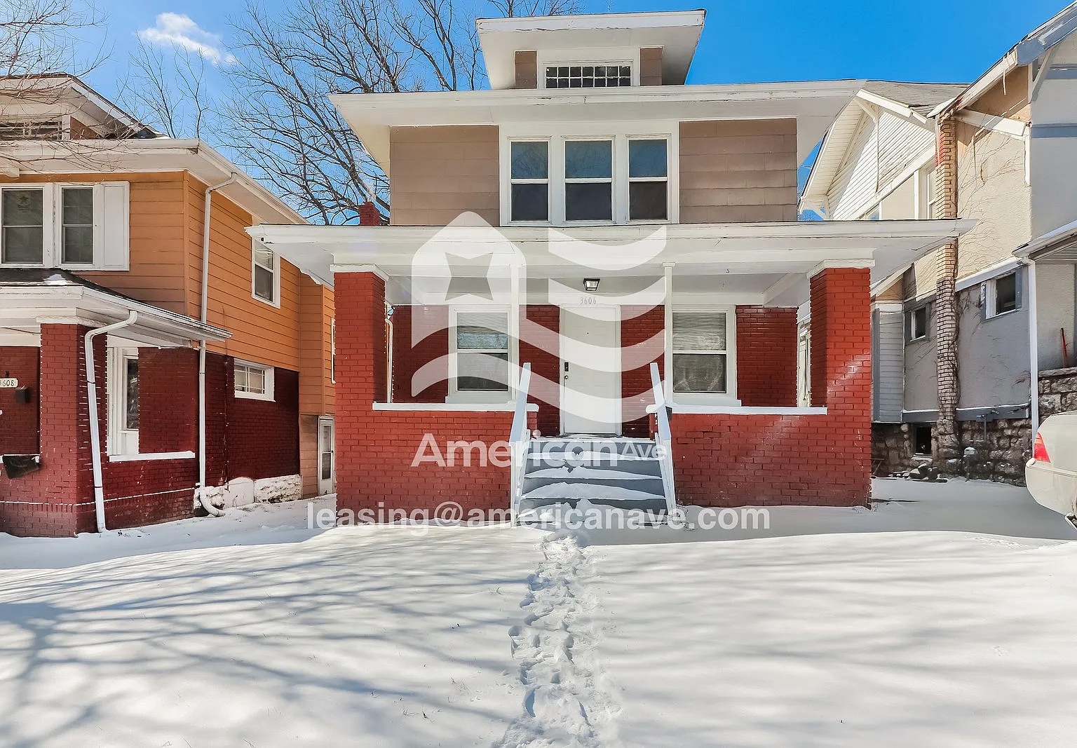 3 bed, 1.0 bath, 1266 sqft, $968 — Photo 1