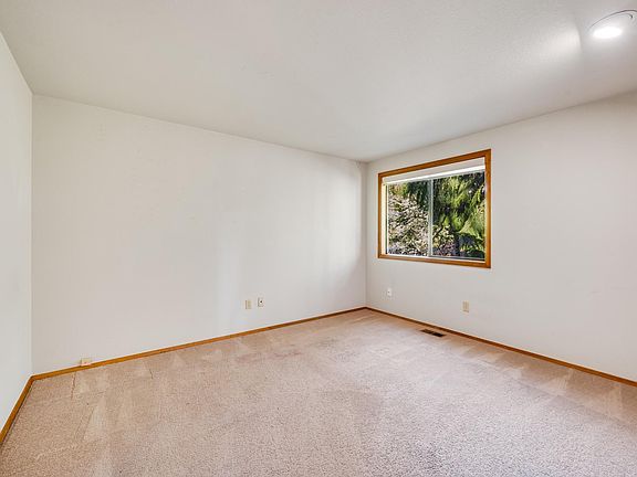 5th image of 6110 145th Pl SE