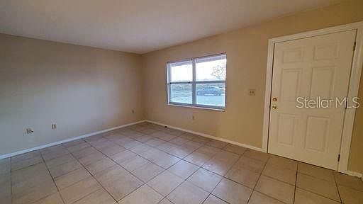 4th image of 849 Avenue O SW APT E