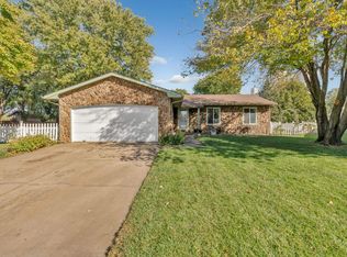 601 Brookside Ct, Colwich, KS 67030