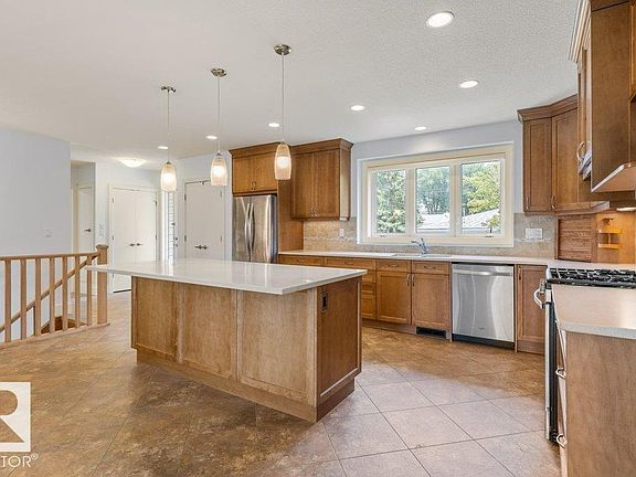 3rd image of 9711 146th St NW