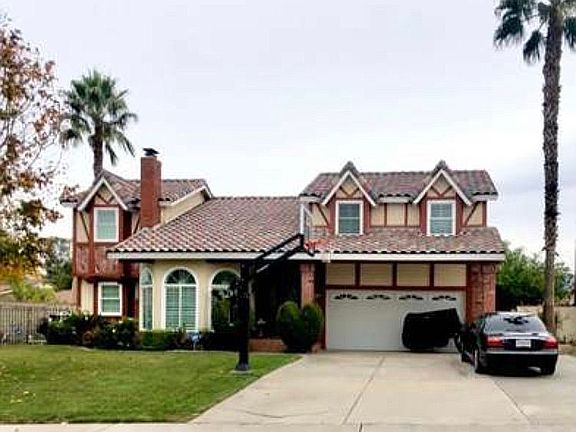 4th image of 14024 Parkwood Dr