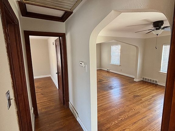 3rd image of 9030 McNulty Dr