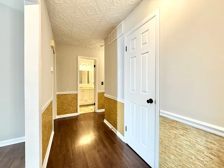 1819 Kello Dr — Photo 7