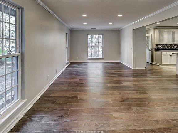 2nd image of 24 Kingbird Ln