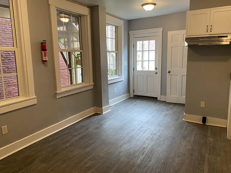 208 W Vine St #5 — Photo 7