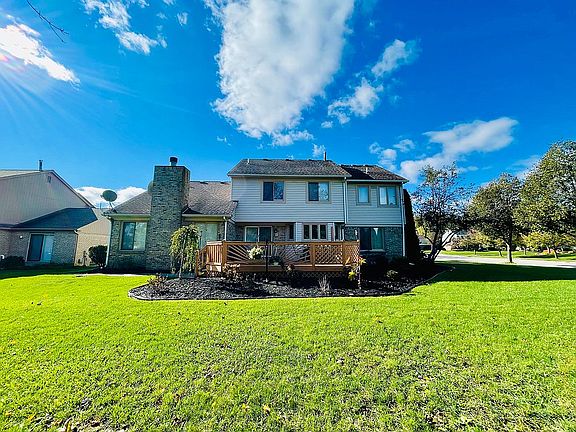 3rd image of 22619 Foxmoor Dr