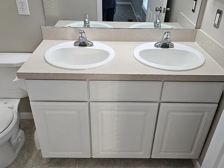 Spacious master bath with dual sinks
