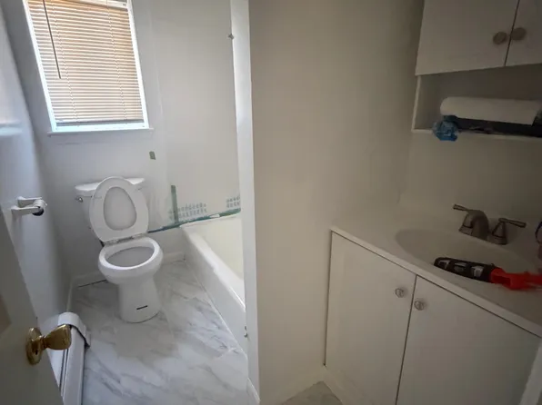 340 Hudson St, Hackensack, NJ