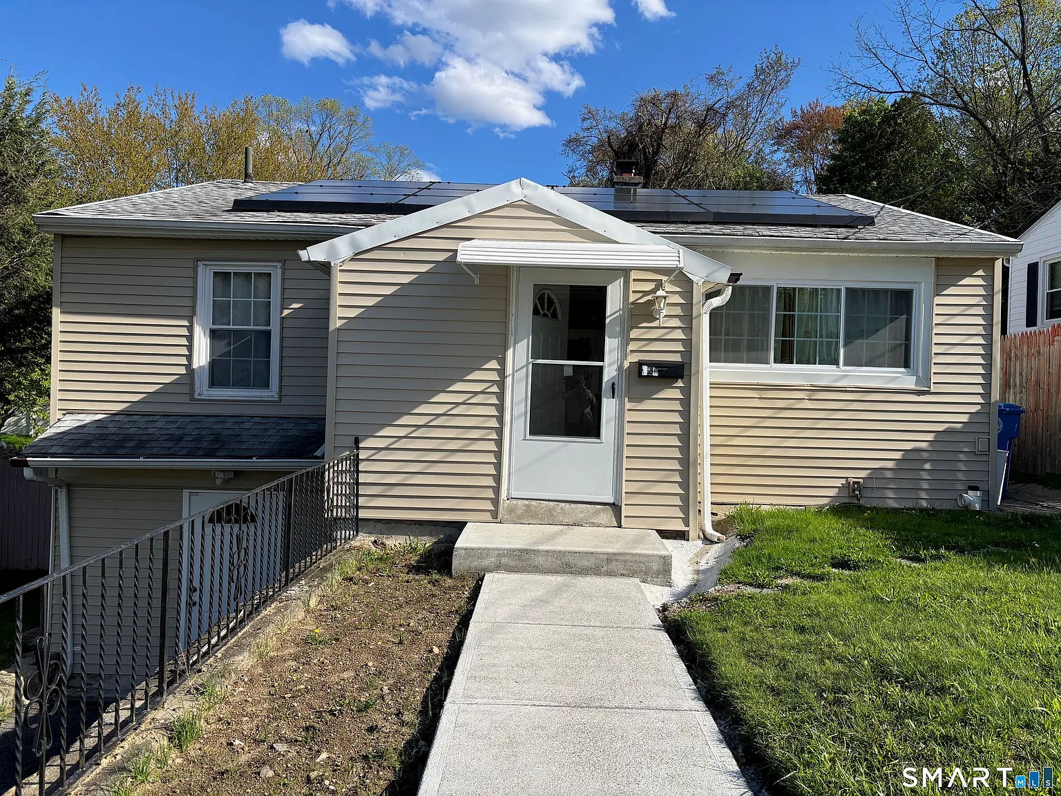 3 bed, 2.0 bath, 1280 sqft, $2,500 — Photo 2