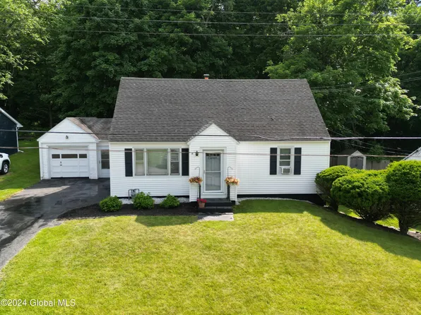 11 Sanford Avenue, Troy, NY 12180