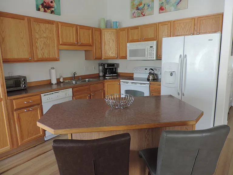 6460 Fairweather Dr — Photo 10