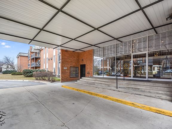 3rd image of 4220 Saratoga Ave APT I201