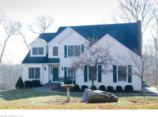 7 Lantern Ln, Old Lyme, CT 06371