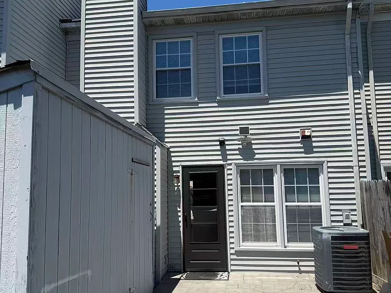 4905 Windbrooke Ct — Photo 22