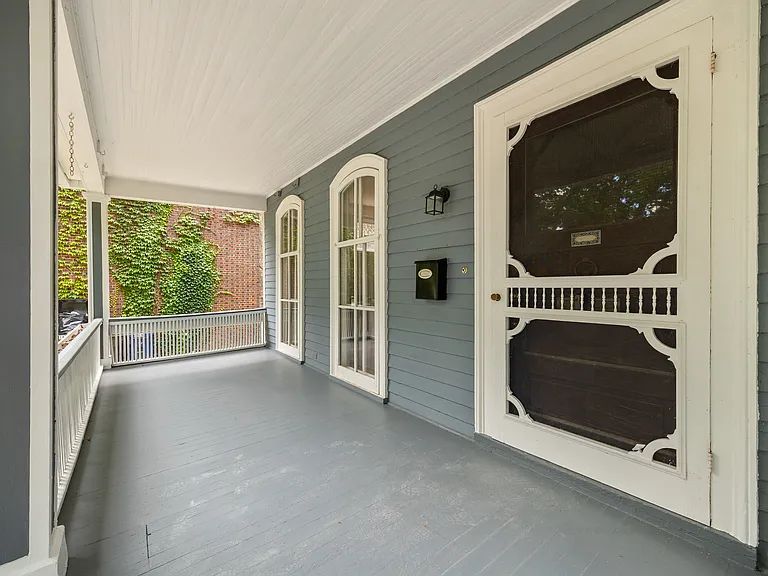 1906 Orrington Ave — Photo 23