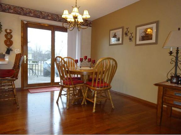 3rd image of 450 Saint Francis Ct