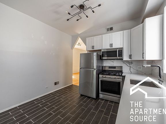 3rd image of 2732 W Chicago Ave APT 1R