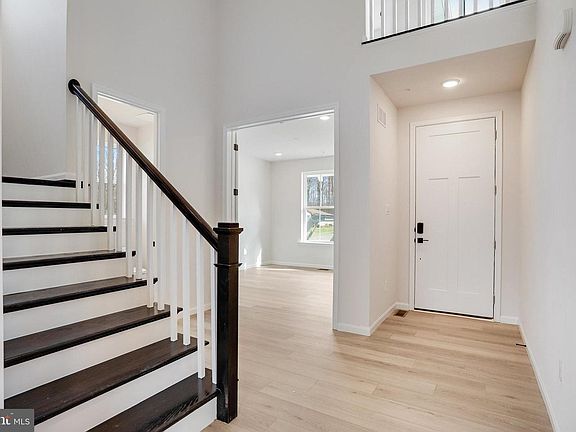 7th image of this home