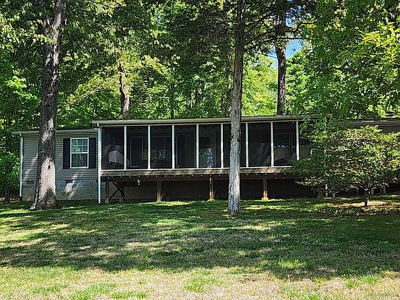 2nd image of 218 Meadow Ln