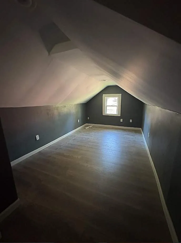 4 bed, 1.5 bath, 1380 sqft, $1,600 — Photo 1