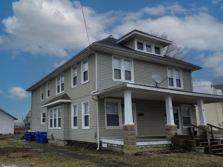 2 E Milby St — Photo 2