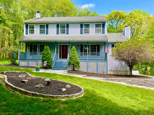 61 Tram Drive, Oxford, CT 06478