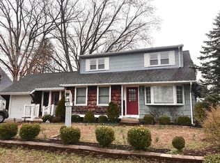 107 Hoover Dr, Brick, NJ 08724