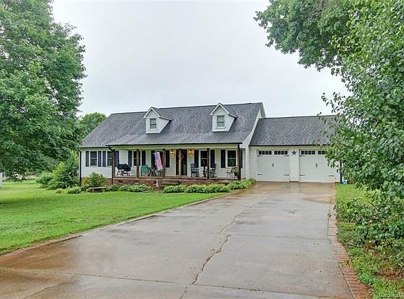 2nd image of 2420 Hill Top Dr #47