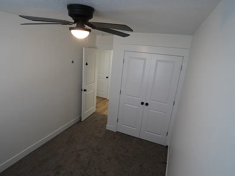 1570 S 150 W — Photo 15
