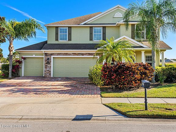 2nd image of 3838 Hollisten Cir