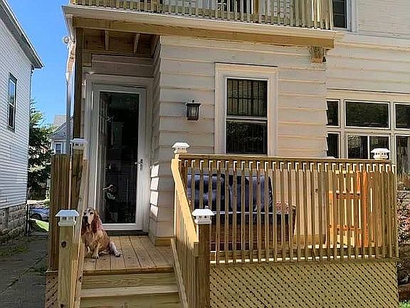 2nd image of 149 Oxford Ave