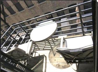 870 N Milwaukee Ave APT 204U, Chicago, IL 60642
