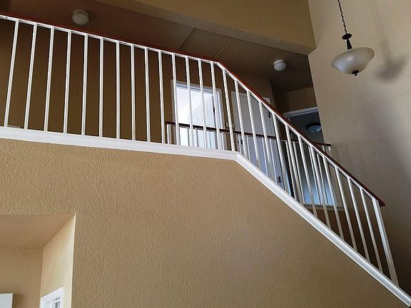 3rd image of 13639 Monterey Ct