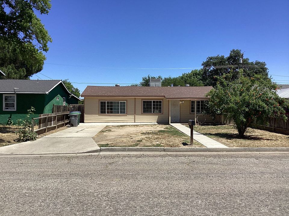 1st image of 212 2nd St
