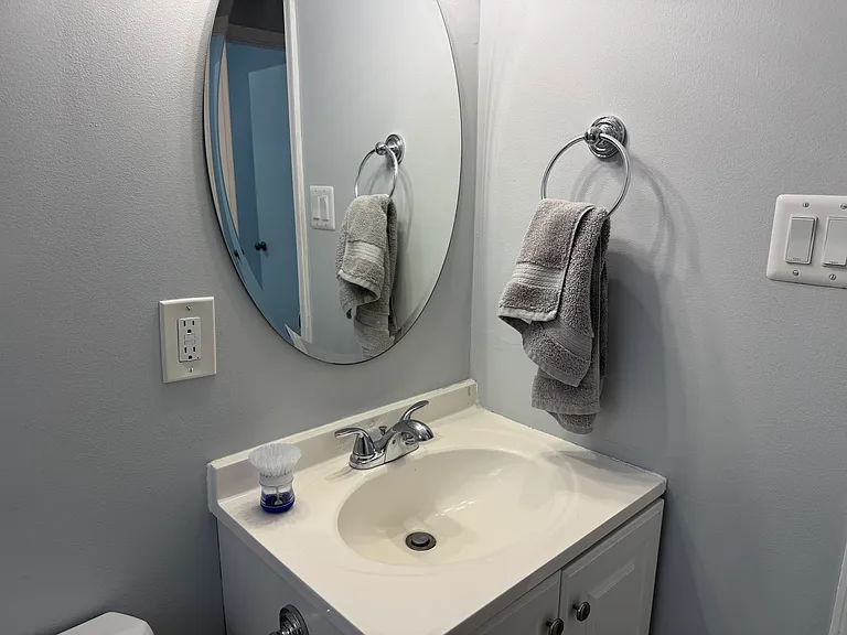6603 Huntsman Blvd — Photo 38