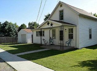 201 N Earl St, Waynesfield, OH 45896