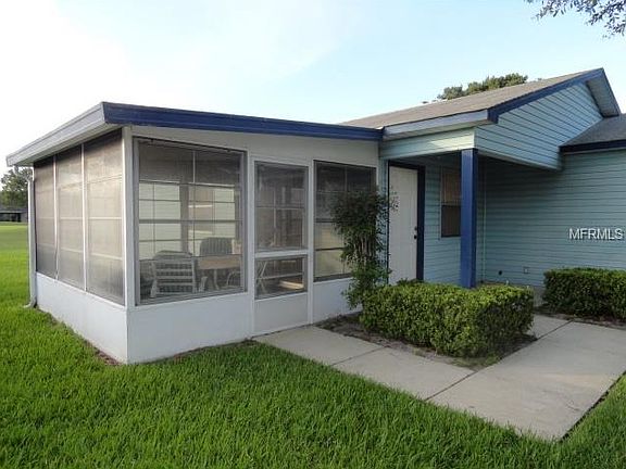 3rd image of 1608 E Schwartz Blvd