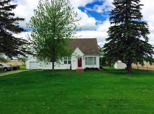 2527 Dillon Rd, Marshalltown, IA 50158