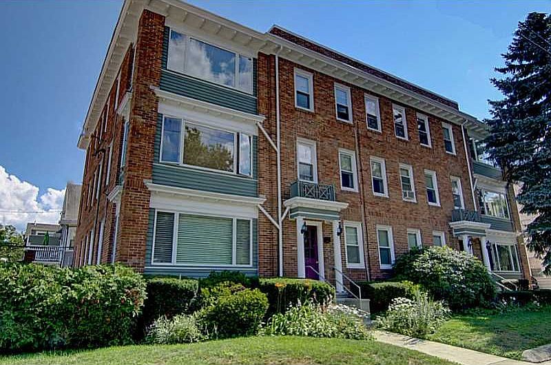 2nd image of 543 Lloyd Ave APT 3