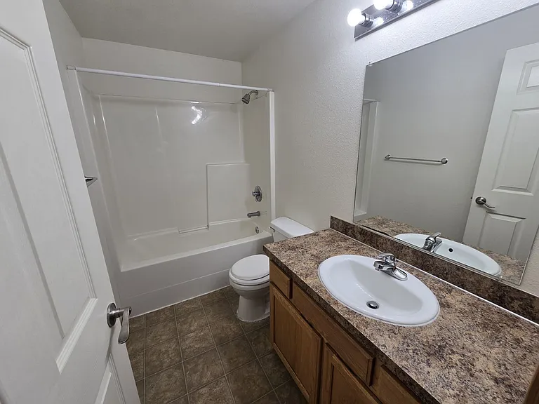 514 Maylea Pl — Photo 10